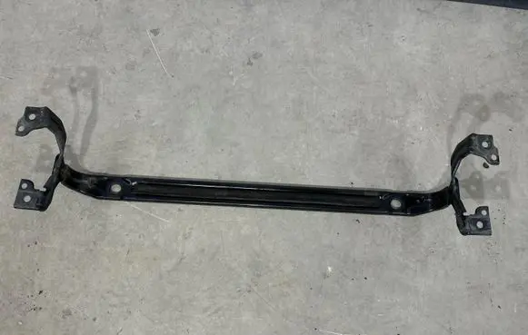 Volvo V40 Bottom radiator support slam panel 