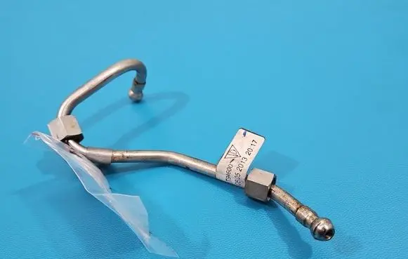 Porsche Panamera (970) Fuel line pipe 94611012900 IMPRK1520258