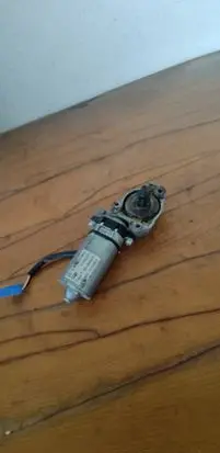 Mercedes-Benz C W203 Seat adjustment motor A2038203642