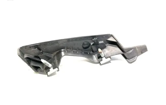 Volkswagen PASSAT B6 Front bumper mounting bracket 3C0807724