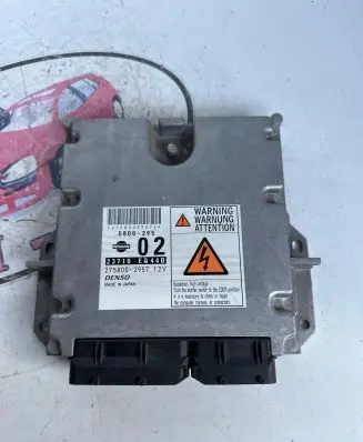Nissan X-Trail T30 Engine control unit/module 23710EQ44B