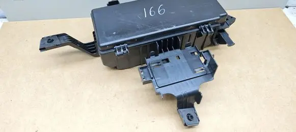 Mercedes-Benz ML W166 Fuse box set A1665460143