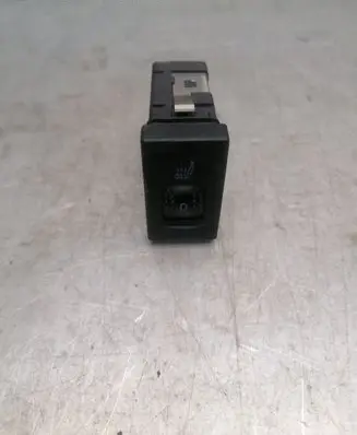 Volkswagen PASSAT B5 Seat heating switch 3B0963564C