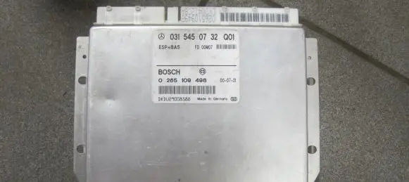 Mercedes-Benz E W210 ESP (stability system) control unit 0315450732 0265109498