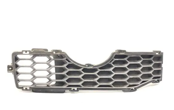 Chevrolet Captiva Front bumper lower grill 96623661