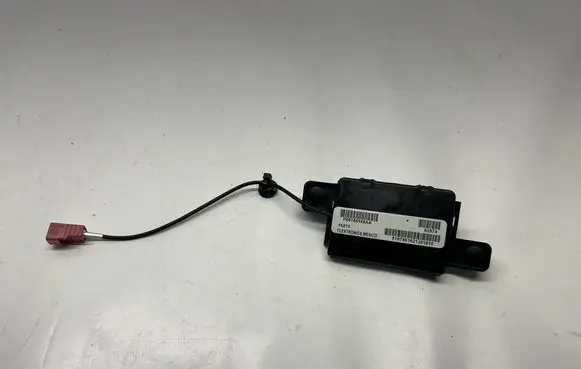 Dodge Challenger Keyless system antenna P68186558AA 68186558AA