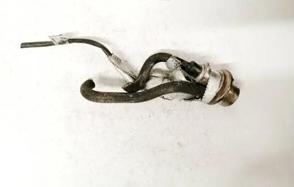 Mercedes-Benz E W212 Fuel pressure sensor a0004901313