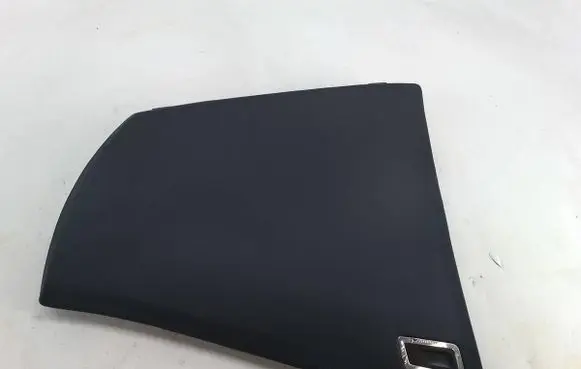 Glove box