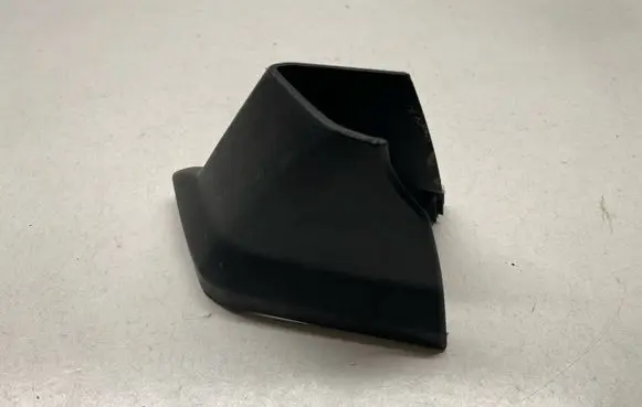 Audi Q7 4M Front driver seat rail trim 4M0883687