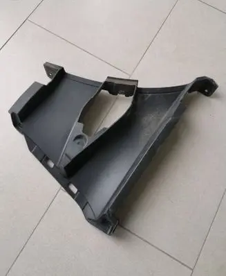 Front bumper mounting bracket
