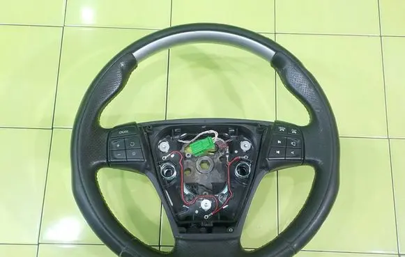 Volvo C70 Steering wheel SP150