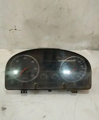 Volkswagen Touran I Speedometer (instrument cluster) V3354110 1T0920860G VWZ7Z0D9217141