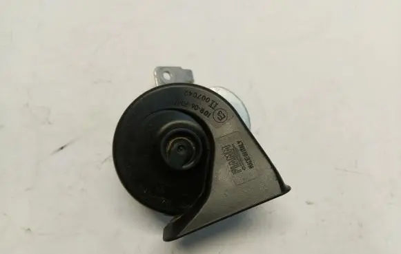 Mercedes-Benz GLA H247 Horn signal 