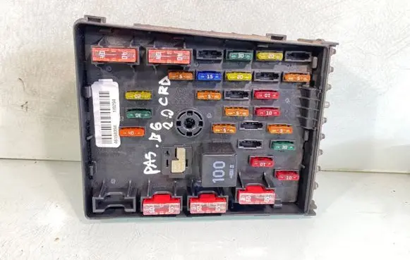Volkswagen PASSAT B6 Fuse module 3c0937125