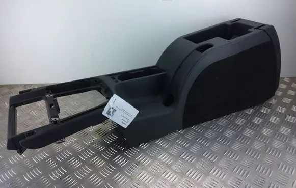 Skoda Superb B6 (3T) Center console 3T0863241 3T0863284 3T0862531