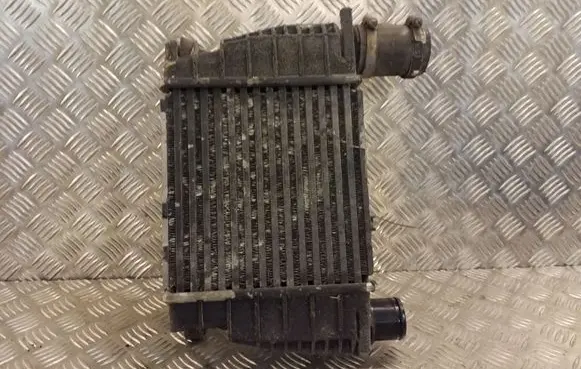 Nissan Note (E11) Intercooler radiator
