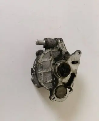 Audi A6 S6 C7 4G Vacuum pump 03L145100