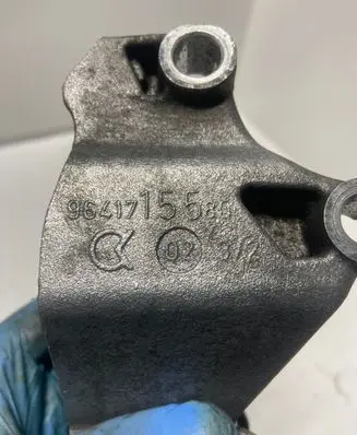 Ford Fiesta Engine mounting bracket 9641715580