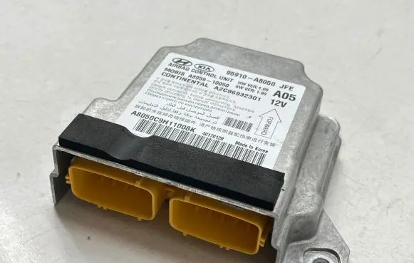 KIA Optima Airbag control unit/module 95910A8050 A895910050 A2C96932301