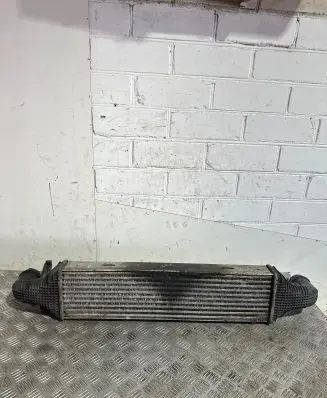 Mercedes-Benz E W212 Intercooler radiator A2045900200