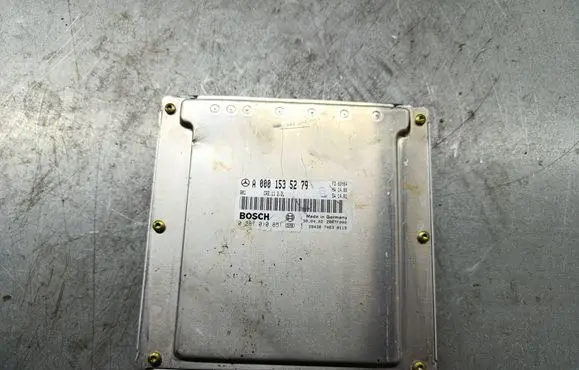Mercedes-Benz C W203 Engine control unit/module A0001535279