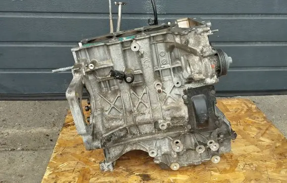 Peugeot 3008 I Engine block HN02