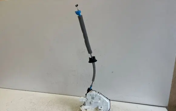 Audi Q2 - Rear door lock 4G0839015