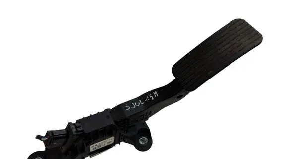 KIA Soul Accelerator throttle pedal CN04438603 24072019 092149
