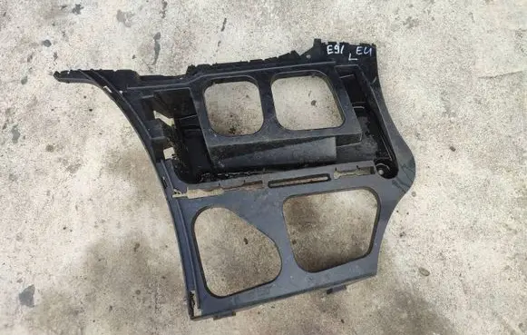 BMW 3 E90 E91 Bumper support mounting bracket corner 7202669