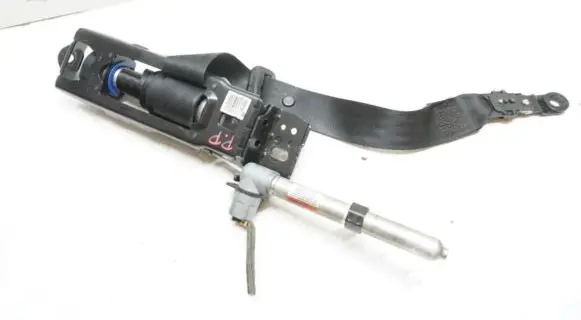 Volvo V50 Front seatbelt 3050272428