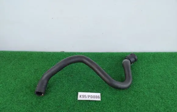 Volkswagen Golf VII Engine coolant pipe/hose 5Q0122157BP