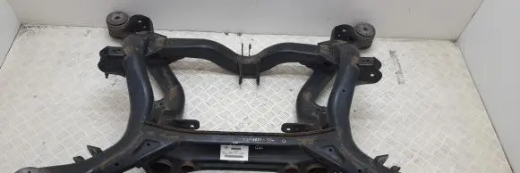 Volkswagen Touareg II Rear subframe 7P0500041