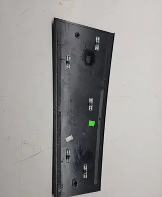Chrysler Pacifica Sliding door trim 68187817AE