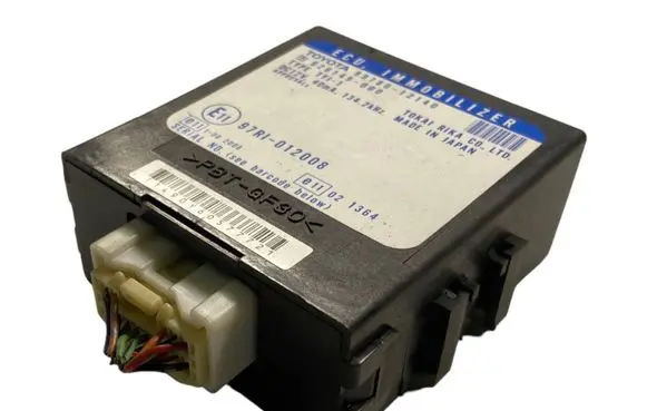 Toyota Corolla E120 E130 Immobilizer control unit/module 8978012140 97RI012008 626149000