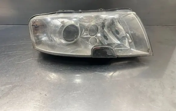 Skoda Superb B5 (3U) Headlight/headlamp