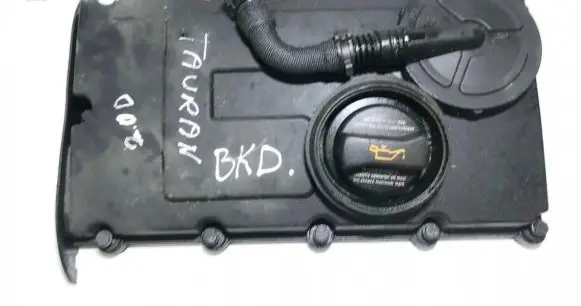 Volkswagen Touran I Rocker cam cover bkd