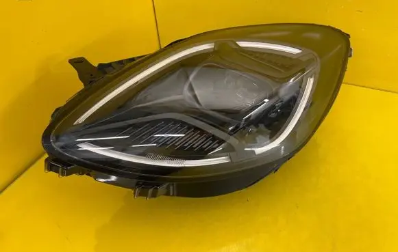 Ford Puma Headlight/headlamp R1TB13E015AB