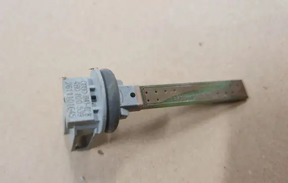 Volkswagen Amarok Interior temperature sensor 4B0820539