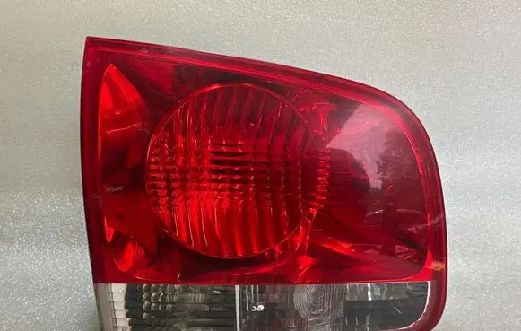 Volkswagen Touareg I Tailgate rear/tail lights 28269003
