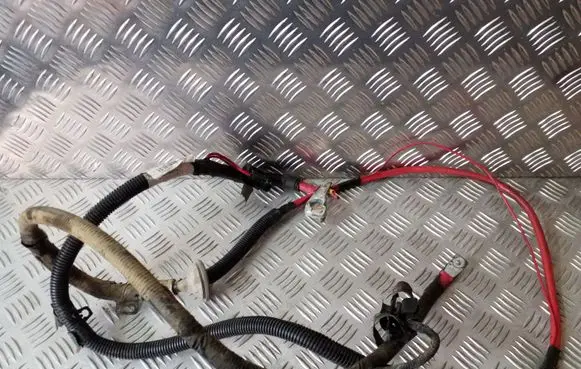 Positive cable (battery)
