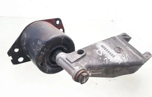 Alfa Romeo GTV Engine mounting bracket 60599403 7686531
