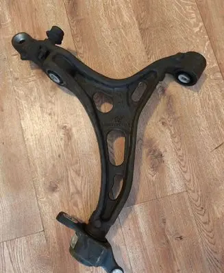 Jeep Grand Cherokee Front lower control arm/wishbone 68022604AD