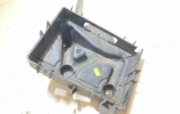 Seat Ibiza III (6L) Battery tray 5Z0915331
