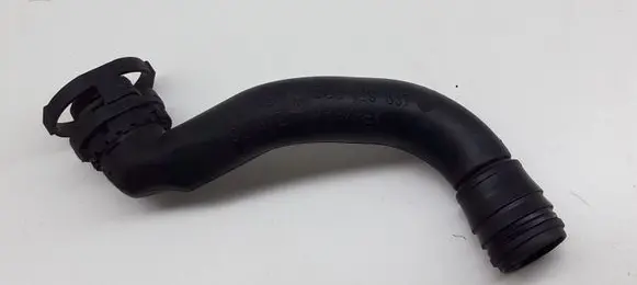 Audi A3 S3 8V Air intake hose/pipe 5Q0129637