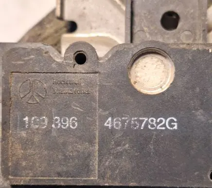 Chrysler Voyager Central locking motor 4675782G 109396