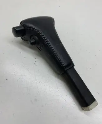 Nissan Pathfinder R50 Gear lever shifter trim leather/knob