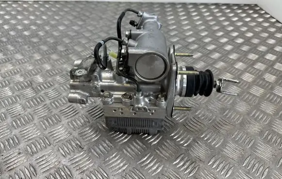 Toyota Auris E180 ABS Pump 4727047030