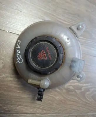 Skoda Karoq Coolant expansion tank/reservoir 5Q0121407G