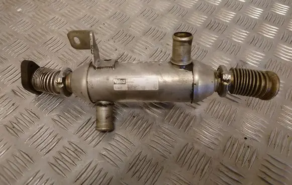 Peugeot 307 EGR valve cooler 9639874380