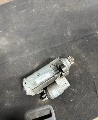 Volkswagen Transporter - Caravelle T5 Starter motor A207672A